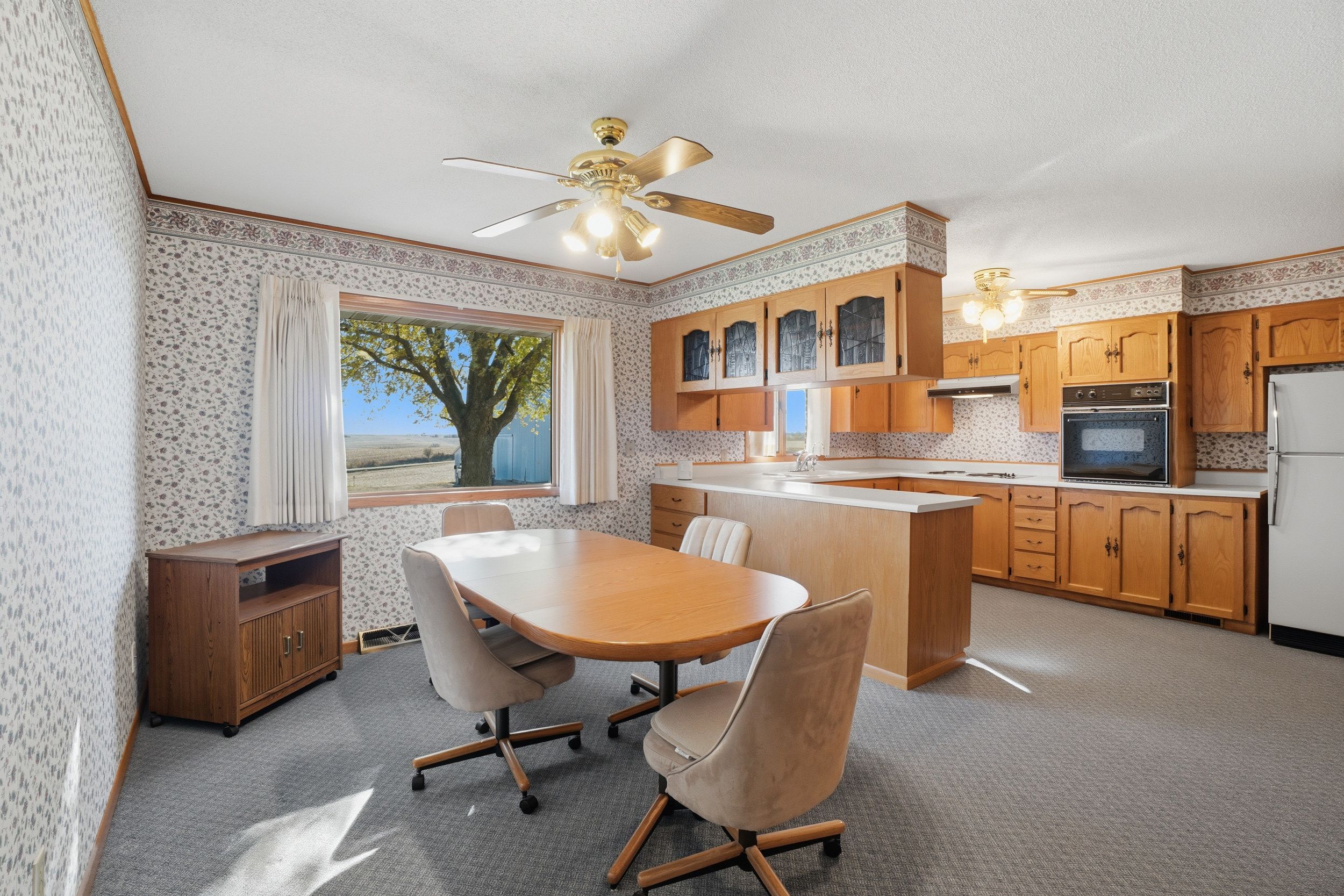 Listing Photo: 8_25871 200th ave-008